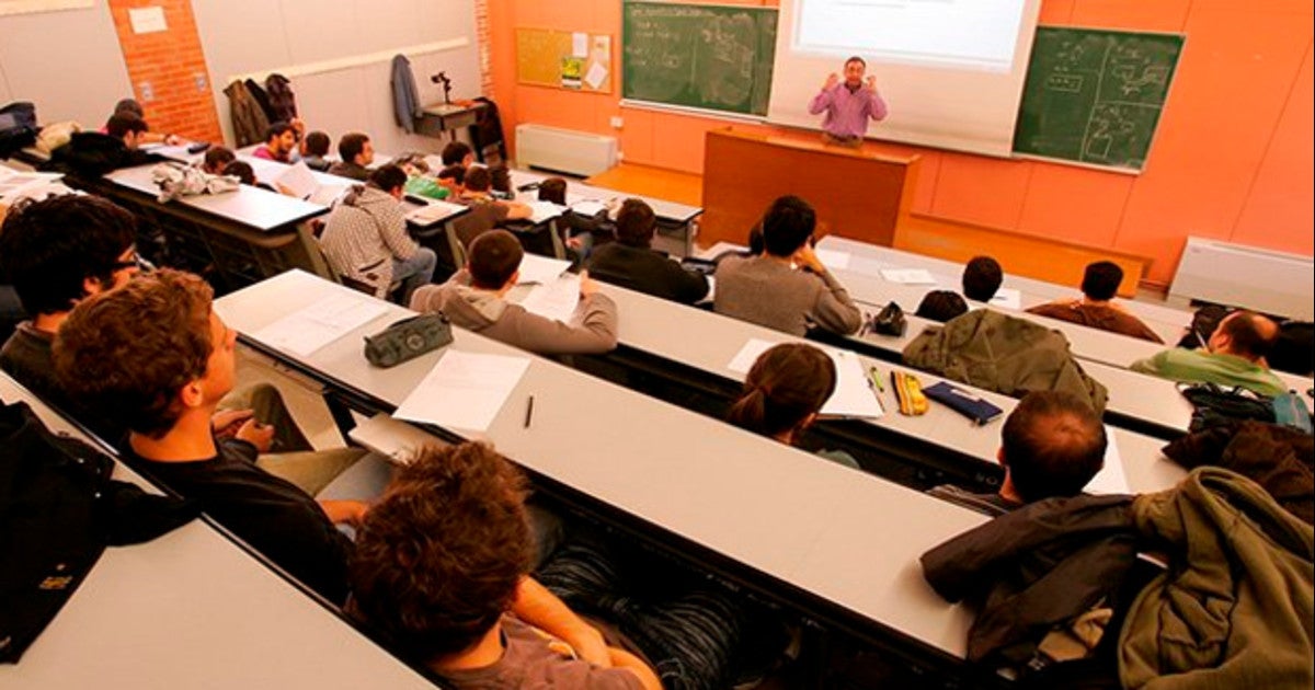 Alumnos en la universidad, en una imagen de archivo