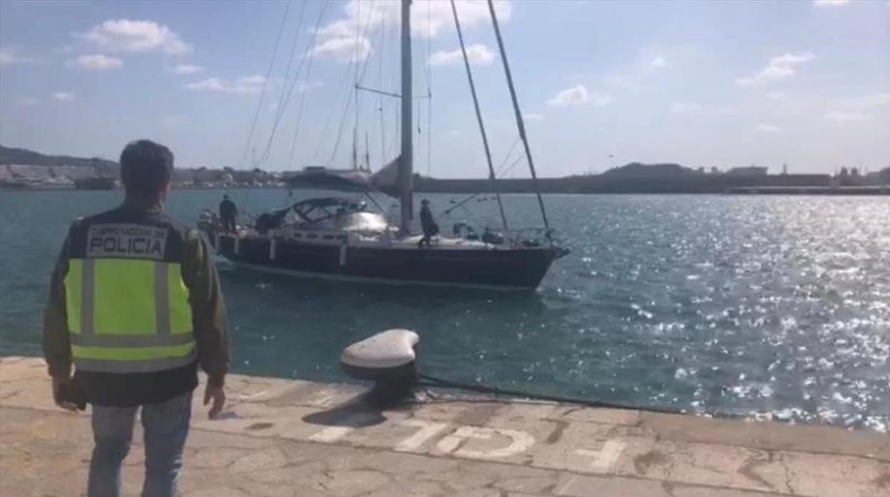 Velero intervenido por la Policía a finales de marzo con cuatro toneladas de hachís en Ibiza