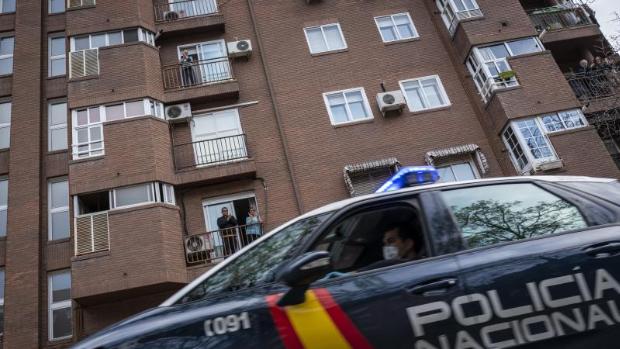 Vox aconseja no aplaudir desde los balcones y resistir ante los que «secuestran a España»