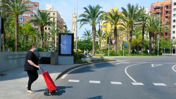 Alicante retrasa por seguridad las fases de la desescalada en sus cuatro mercadillos