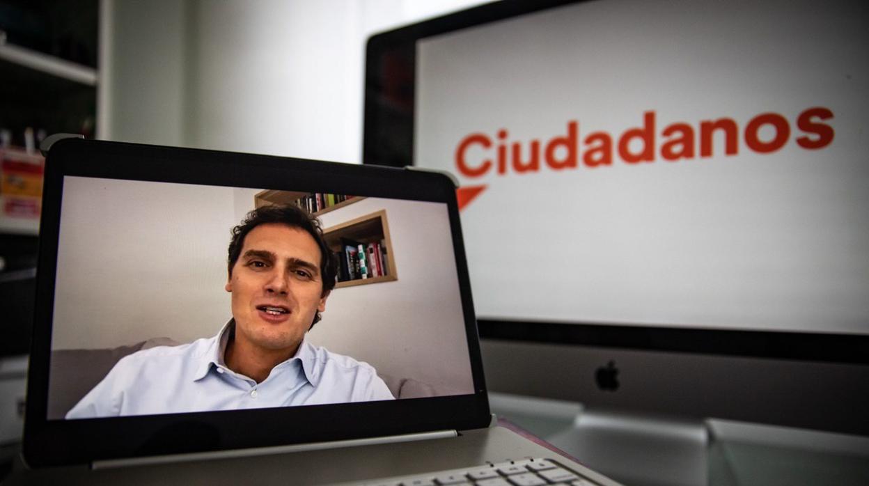 El expresidente de Ciudadanos, durante su discurso a los compromisarios