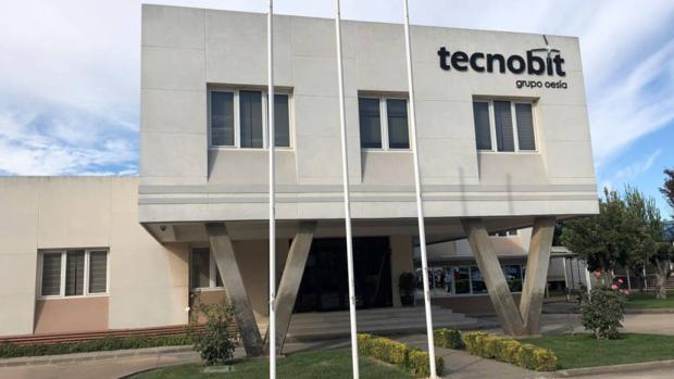 Tecnobit involucra a su plantilla en un plan de mejora y renuncia a los ERTE