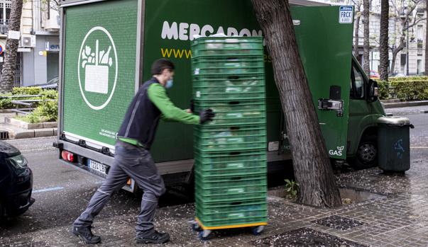 Mercadona establece una jornada de cuatro días de trabajo y tres libres a la semana