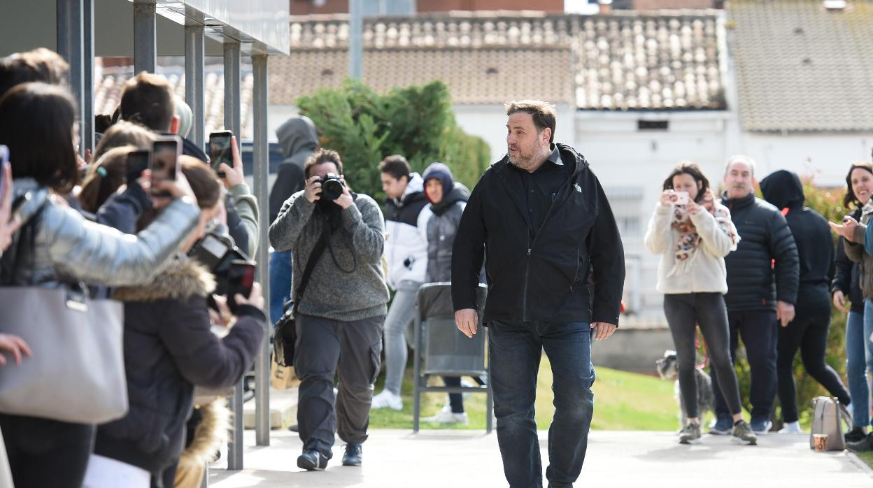 Junqueras, el primer día que salió para trabajar en la Universidad de Vic