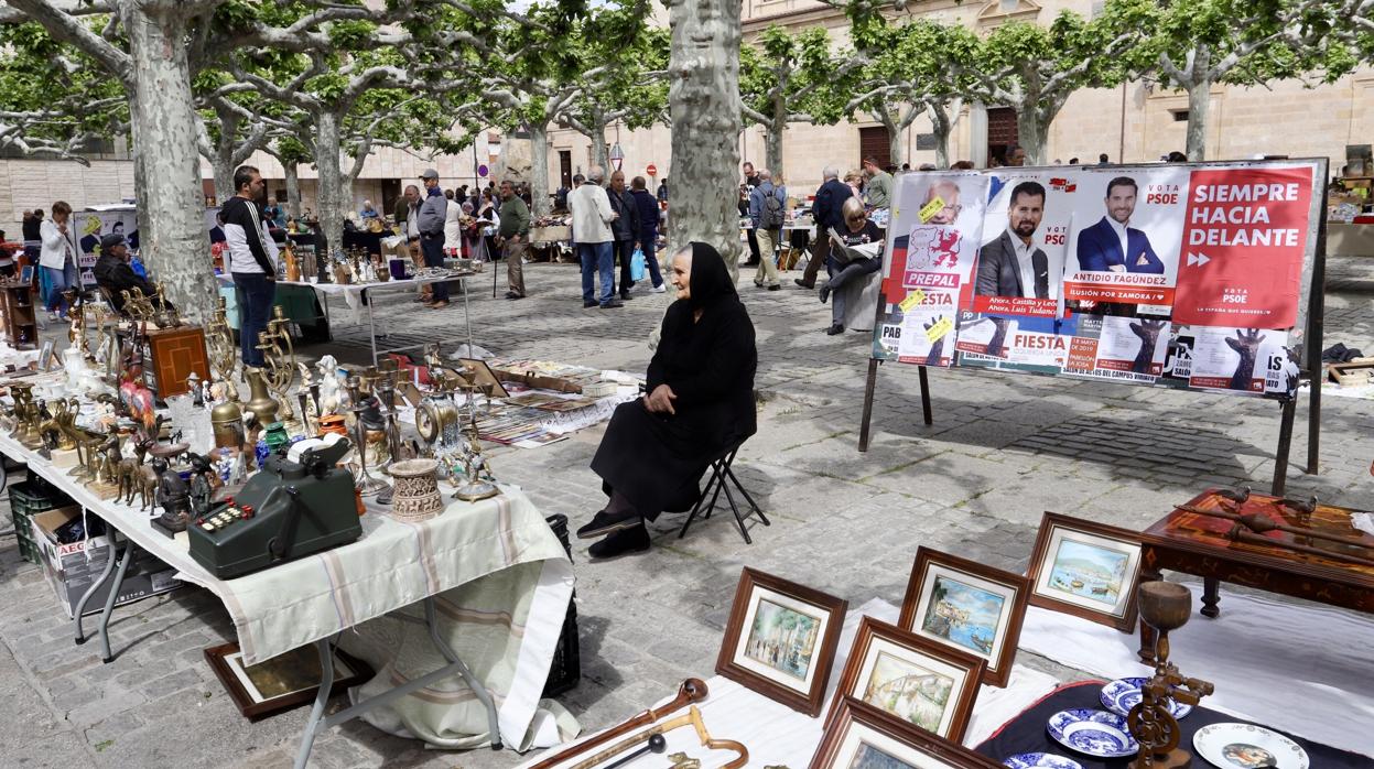 Mercadillo en Zamora, en una imagen de archivo