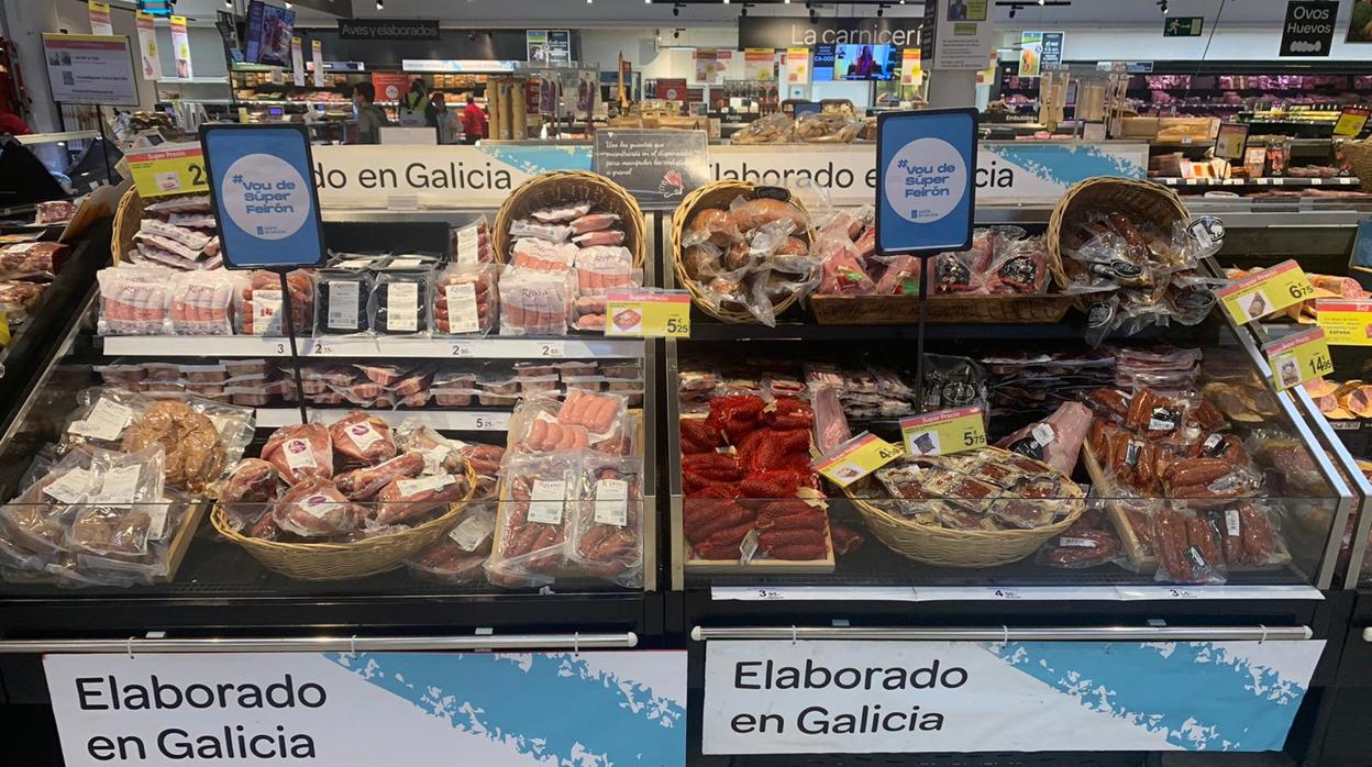 Productos autóctonos gallegos en uno de los supermercados asociados a Mercaproximidade