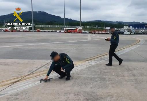 Los «ojos» de la Guardia Civil en el cielo de Vizcaya: una unidad para controlar el espacio aéreo y los drones