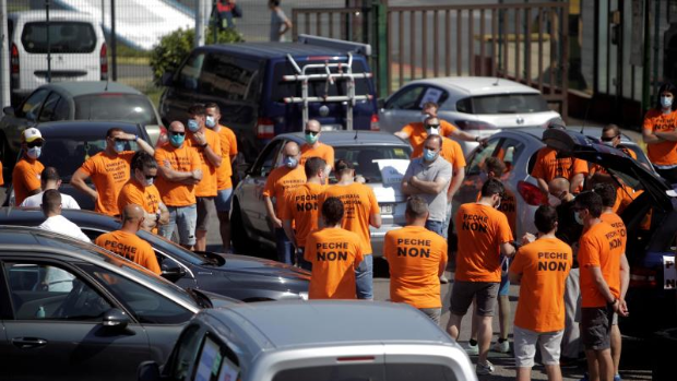 Riesgo amenaza con cerrar si siguen las protestas en La Coruña