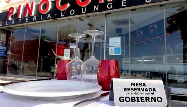 Un restaurante de Benidorm reserva una mesa a Pedro Sánchez para invitarle a dialogar con el sector
