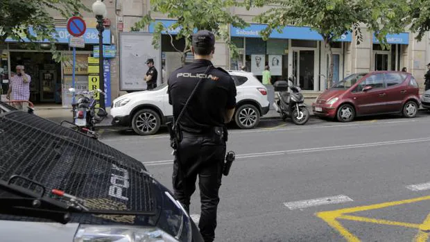 Detenido en Valencia por abusar sexualmente de dos menores y obligar a que una le masturbara