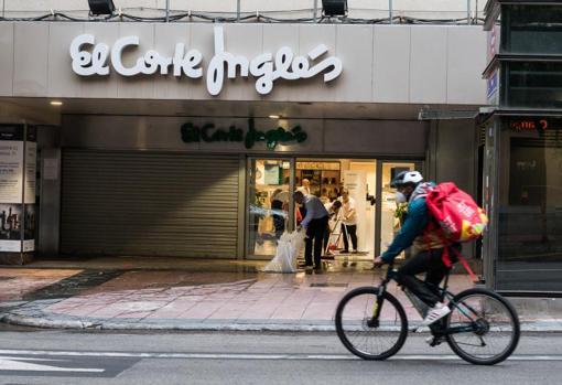 Madrid registró el domingo los mayores 10 minutos de lluvia torrencial en mayo desde hace un siglo