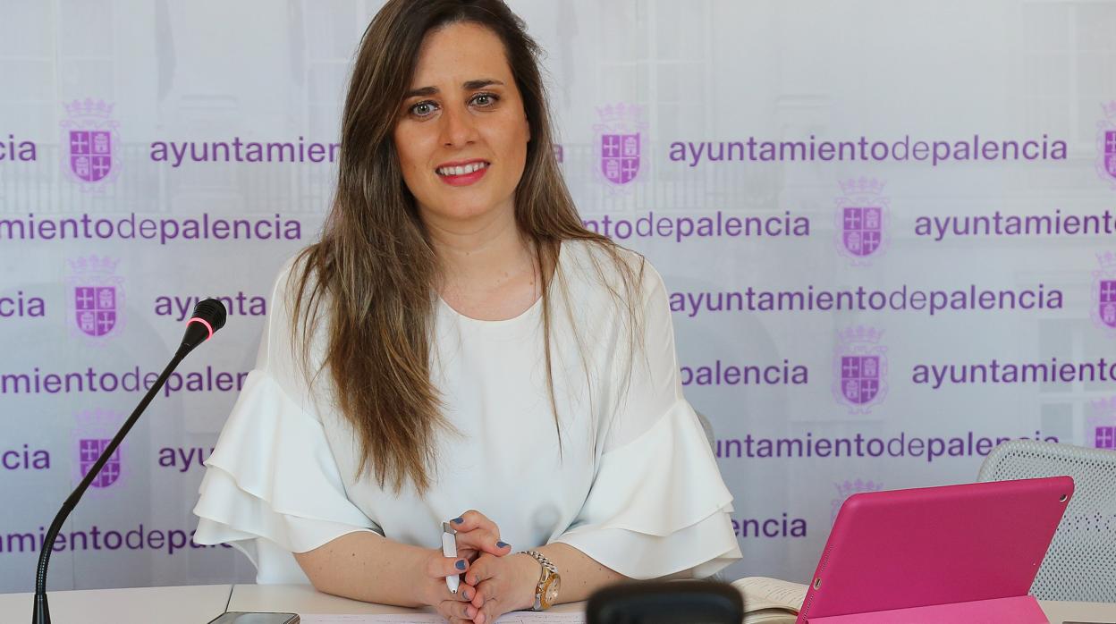 La concejal de Cultura, Turismo y Fiestas de Palencia, Laura Lombraña