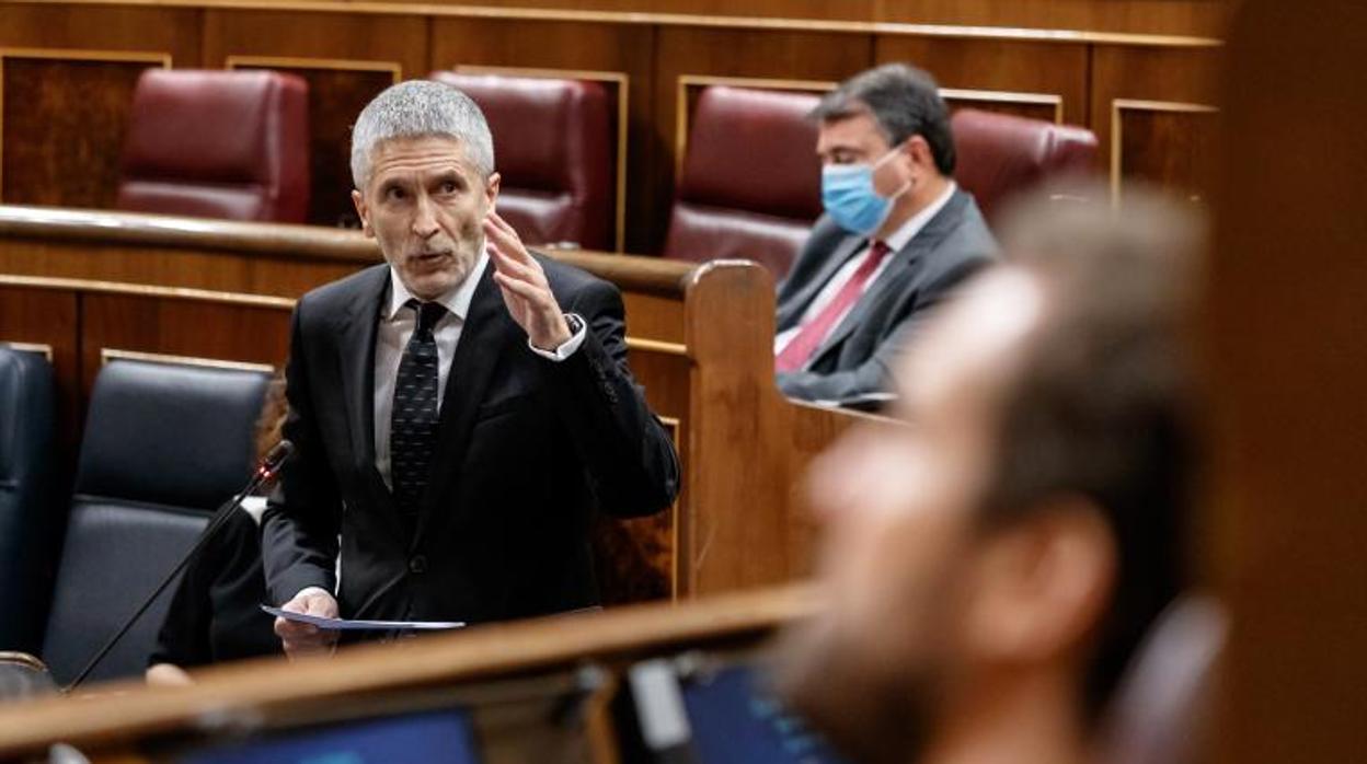 El ministro del Interior, en su escaño en el Congreso