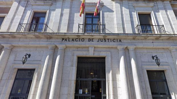 El acusado de provocar un aborto a su pareja de una paliza será juzgado en Valladolid este viernes