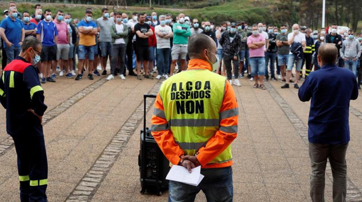 Asamblea de los trabajadores de Alcoa San Cibrao