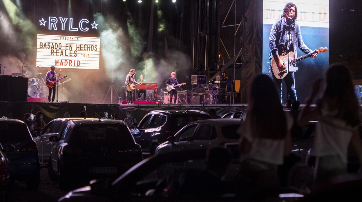 Concierto de Rulo y la contrabanda, en el Autocine de Madrid