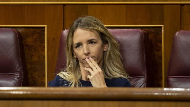 El padre de Iglesias denuncia a Álvarez de Toledo por llamarle terrorista y le pide 18.000 euros