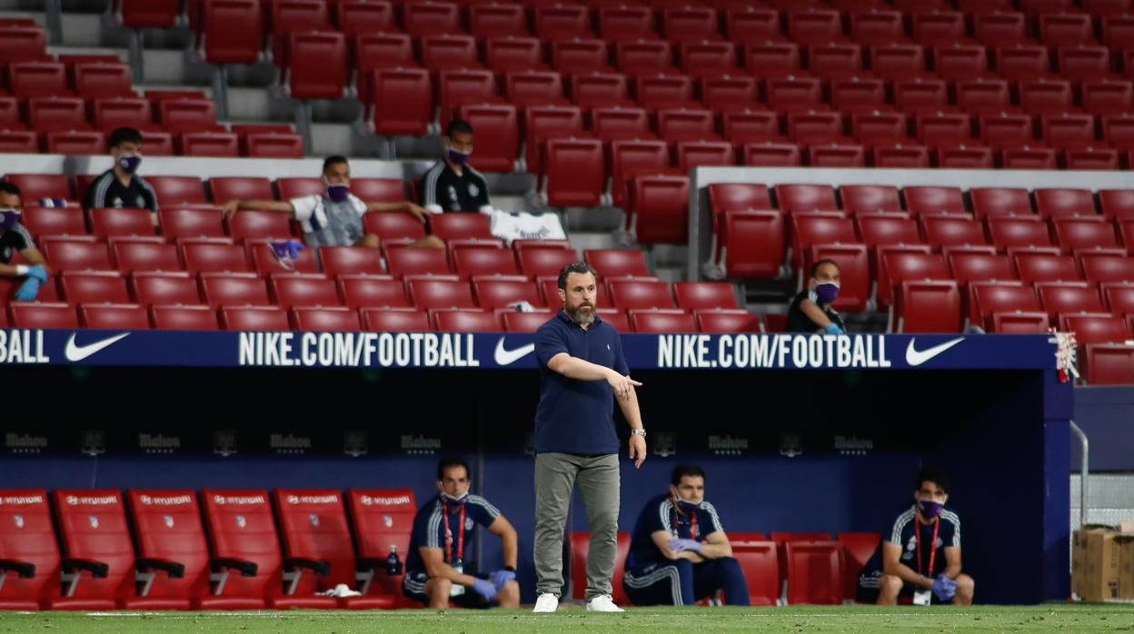 Sergio González, sobre el terreno de juego del Wanda Metropolitano