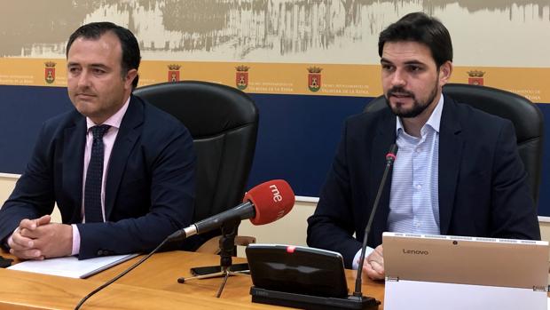 PP y Vox acusan a la alcaldesa de Talavera de adoptar una actitud «totalitaria»