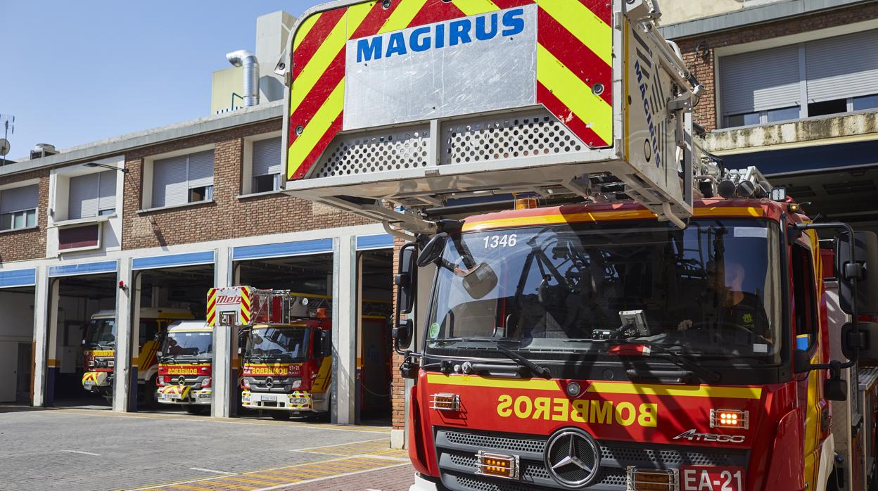 Bomberos en una foto de archivo