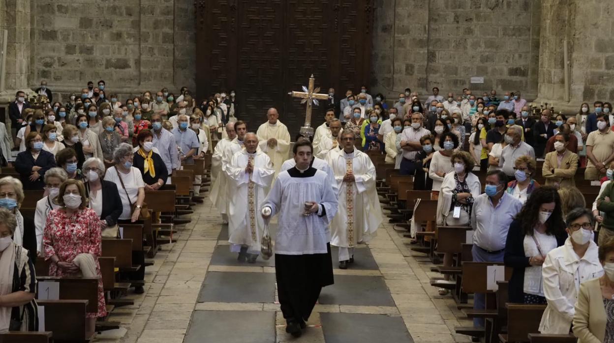 Procesión de entrada en el inicio de la celebración