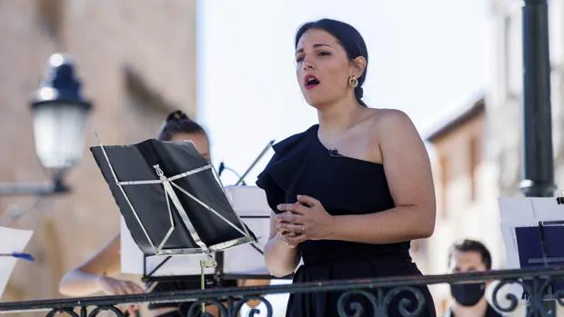 Segovia homenajea con un concierto a las víctimas del coronavirus y confía en «tiempos de esperanza»