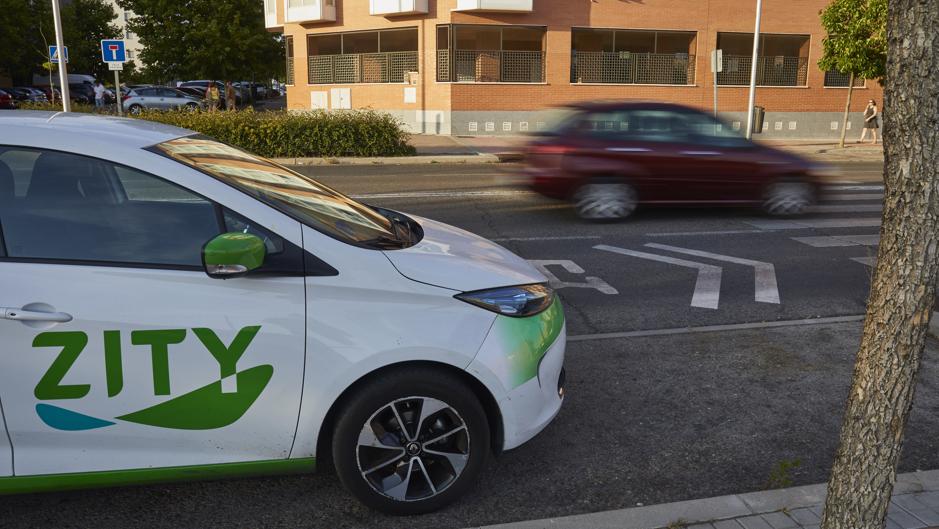 Frenazo a los «pilotos fantasma» que corrían ilegalmente en coches de alquiler