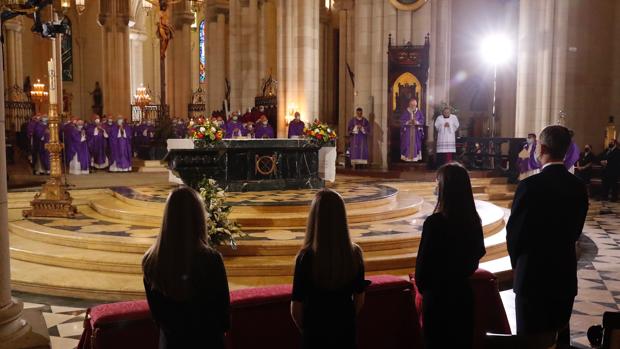 Osoro advierte contra el «sectarismo» en el funeral por las víctimas del Covid