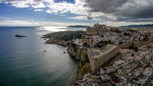 El TS reconoce la nacionalidad española por residencia a un exmilitar argelino que en 1998 huyó de su país y llegó a Ibiza