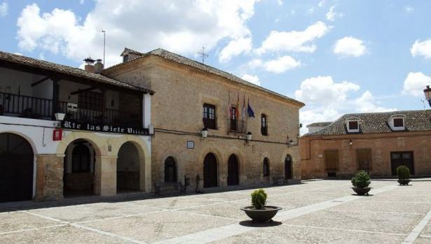 Confinados varios jóvenes en Villamayor (Cuenca) tras dar positivo un amigo de Madrid que estuvo en el pueblo