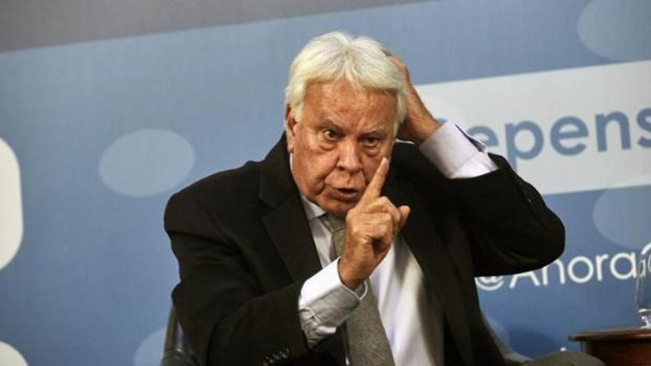 Felipe González defiende el papel del Rey Juan Carlos en la consolidación de la democracia en España