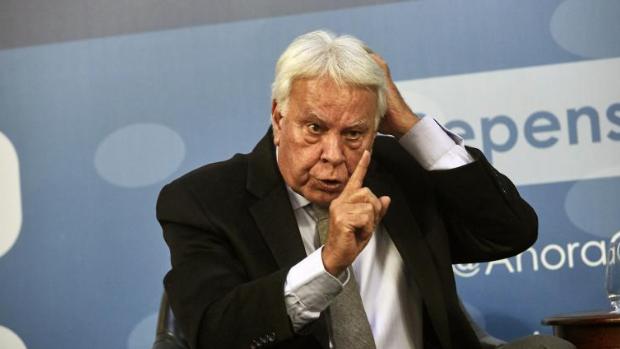 Felipe González defiende el legado de Don Juan Carlos y pide respeto a la presunción de inocencia