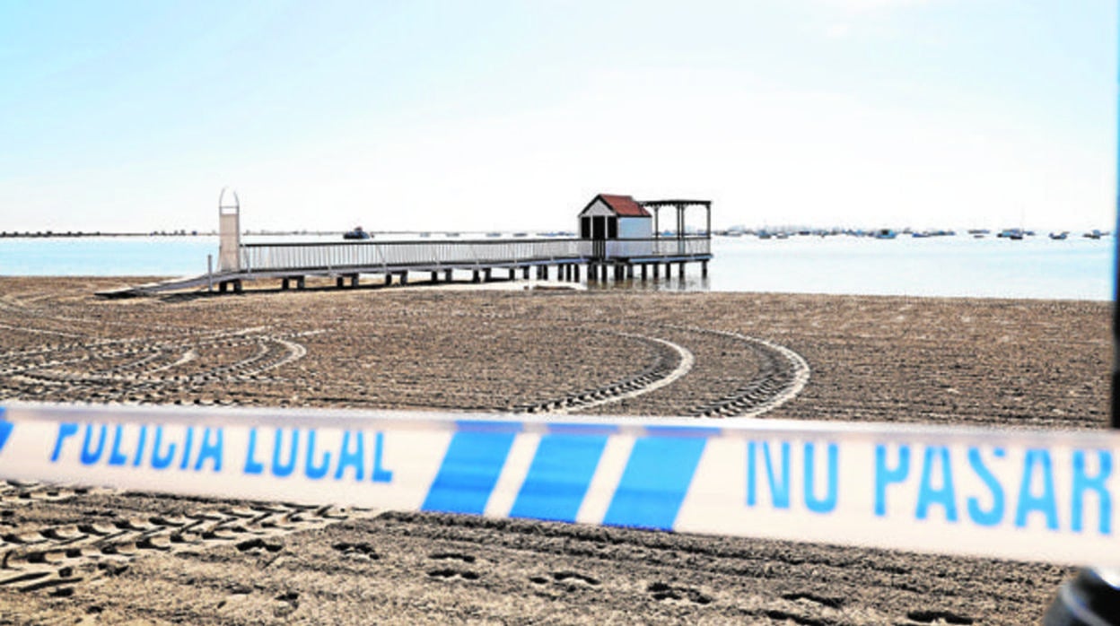 Imagen de archivo del acceso a la playa de los Villanitos en San Pedro del Pinatar (Murcia)