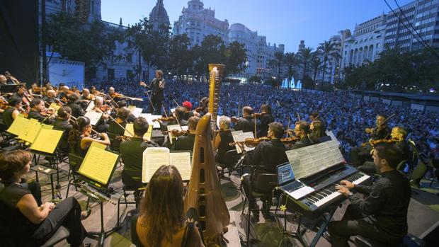 Así será el homenaje a las víctimas del Covid-19 en Valencia: concierto de orquesta y disparos pirotécnicos