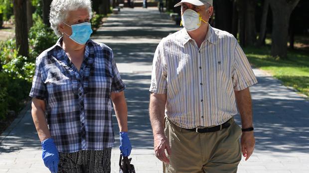 Las multas por no llevar mascarilla pueden llegar a los cien euros en Castilla-La Mancha