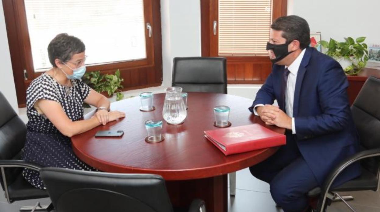 La ministra de Asuntos Exteriores, Arancha González Laya, con el ministro principal de Gibraltar, Fabián Picardo