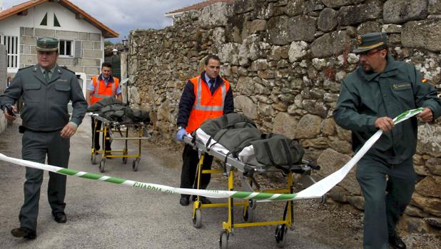 Detenido el hijo del matrimonio asesinado en Taboadela