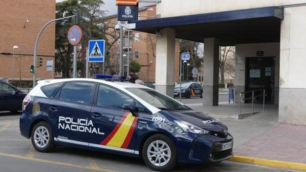 Un policía fuera de servicio evita un robo con violencia contra un octogenario en Puertollano
