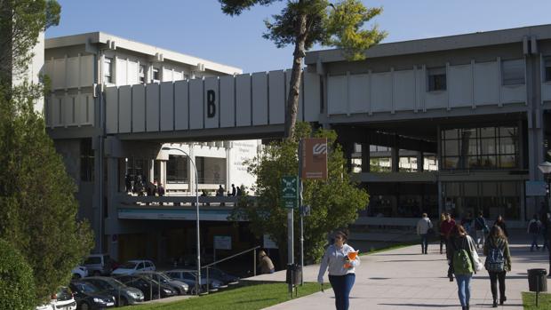 Denuncian a un profesor de la UAB por decir en clase que España es un «Estado fascista»