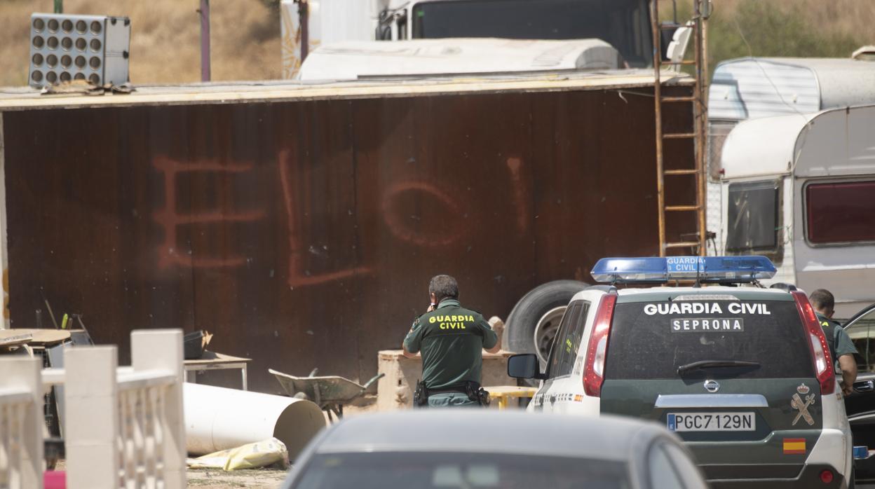 La Guardia Civil se presenta en la zona del asentamiento ubicado en las proximidades de El Álamo