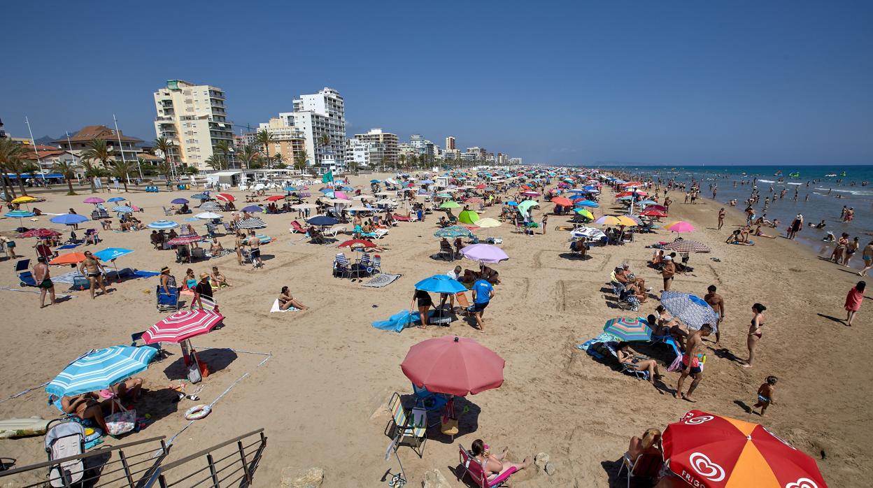 Imagen tomada esta semana en una playa valenciana