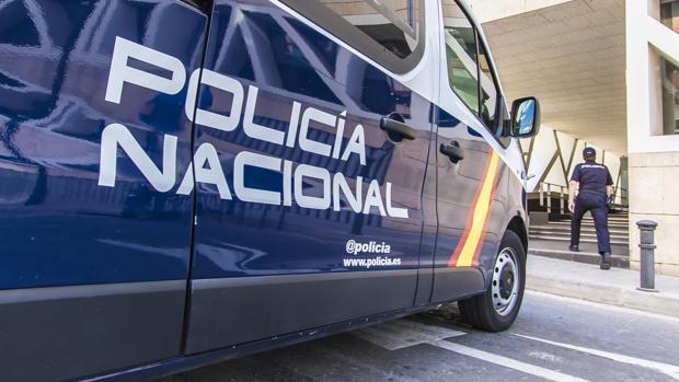 Detenido un hombre como presunto autor de malos tratos en plena calle