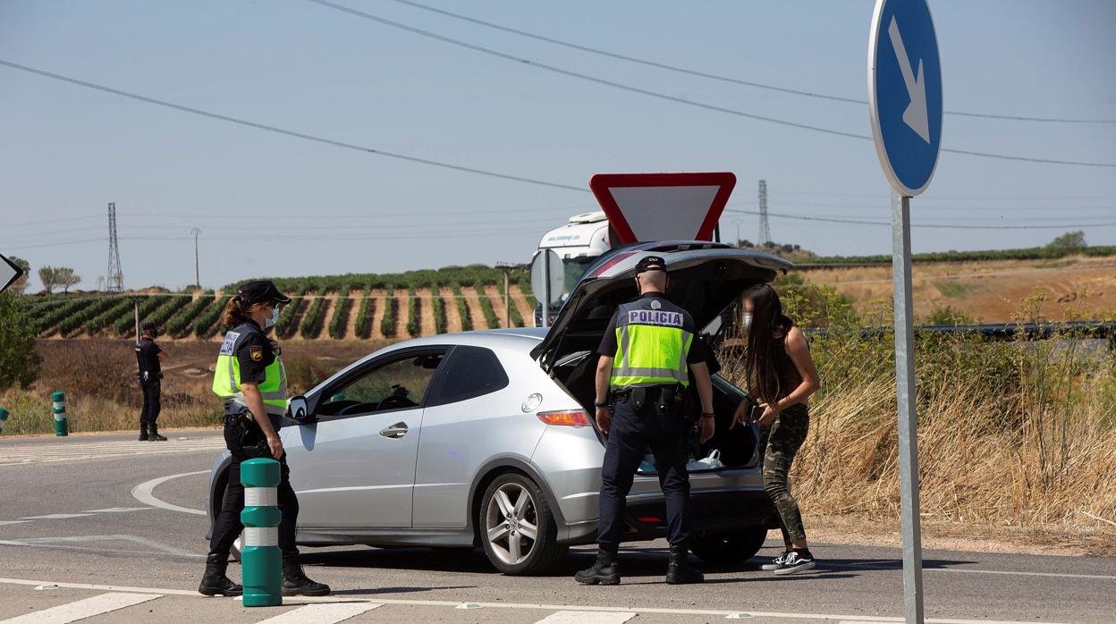 Control policial en la carretera