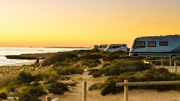 Una treintena de casos de Covid entre la provincia de Orense, un camping de Muros y Pedrafita do Cebreiro