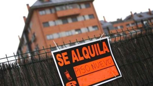 Condenado a un año y seis meses de cárcel por el impago del alquiler tras hacerse pasar por sacerdote