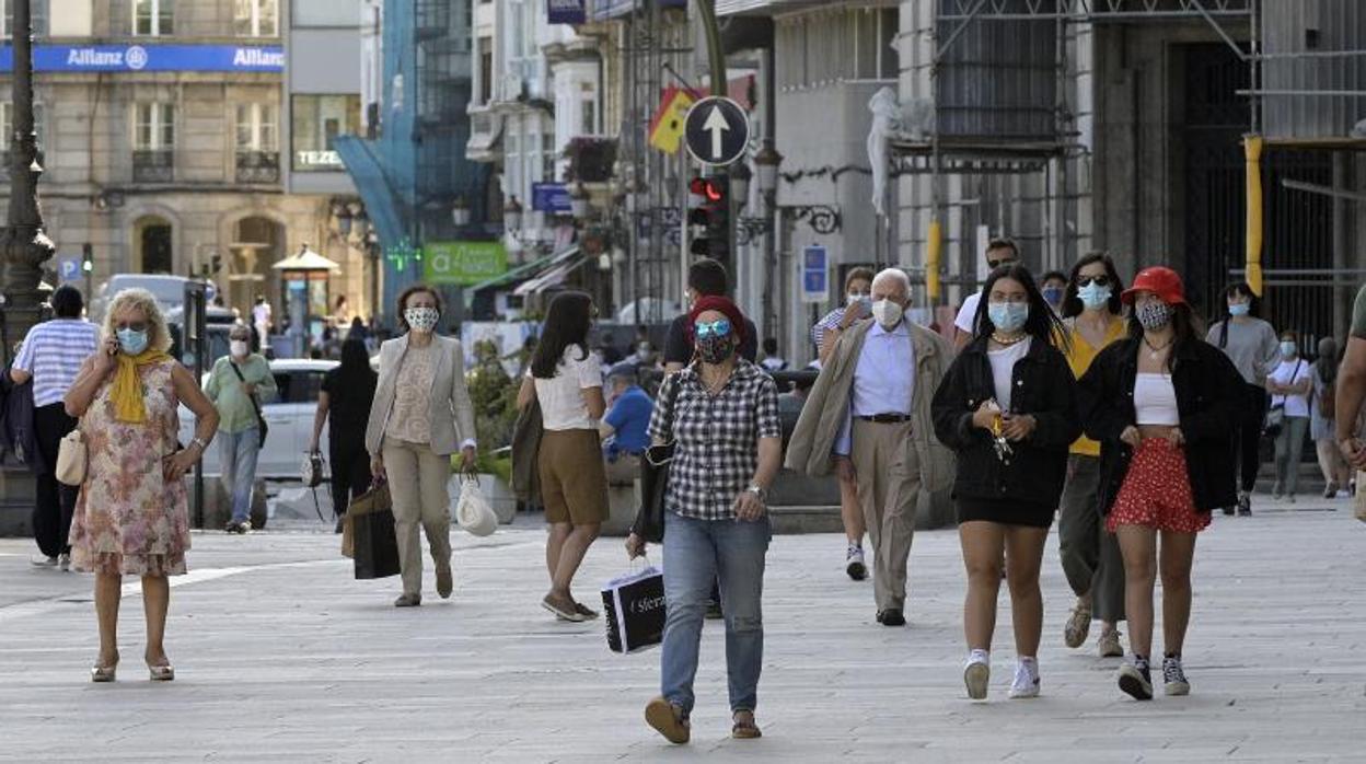 Ambiente en una céntrica calle de La Coruña la semana pasada