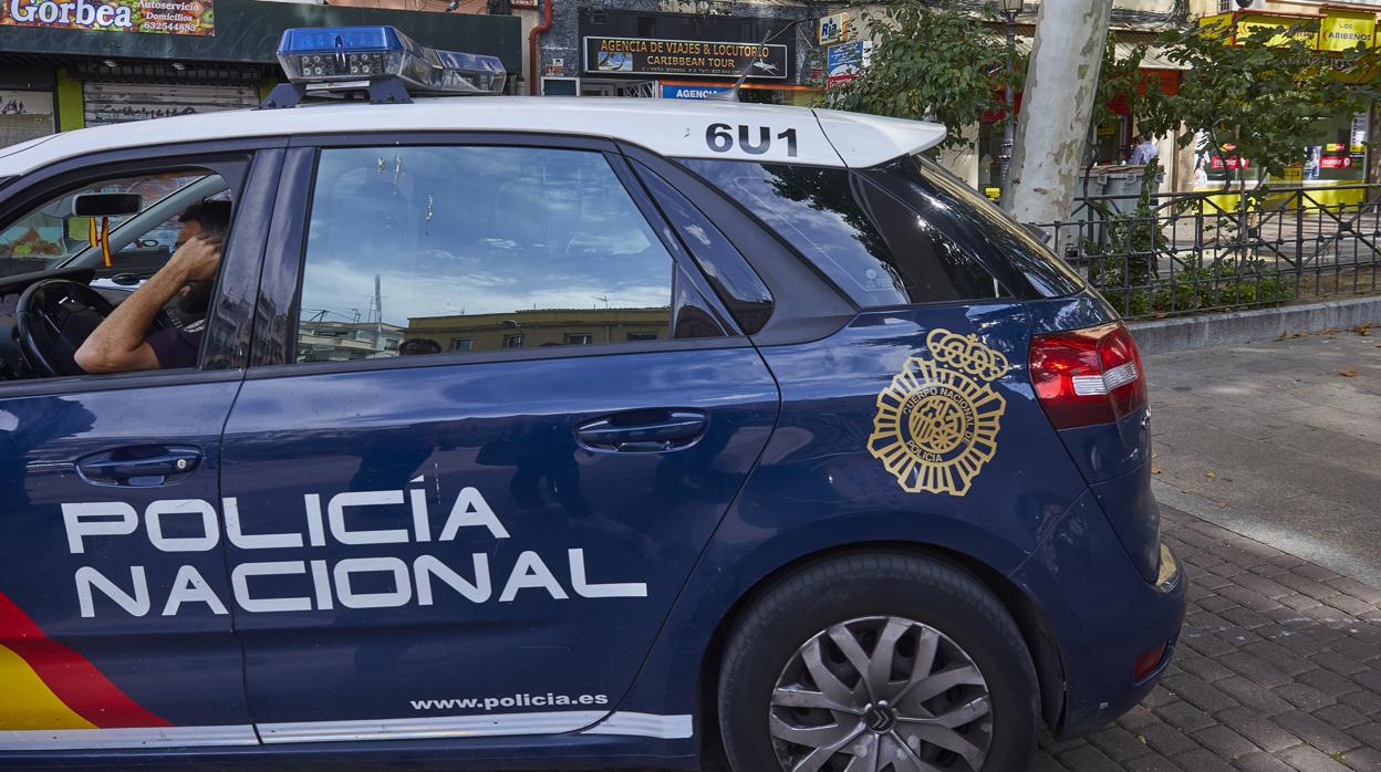 Un vehículo de la Policía Nacional