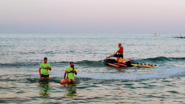 Rescatan a un bebé de 15 meses con síntomas de ahogamiento en una piscina de Calpe