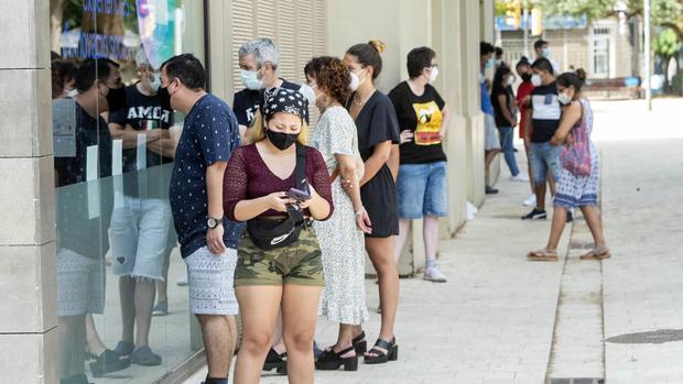 Cataluña suma 1.431 positivos de coronavirus y 13 nuevas muertes en 24 horas