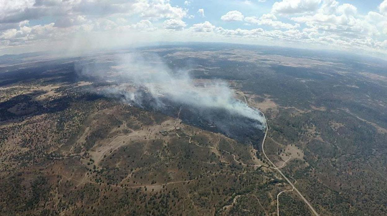 Incendio declarado en San Felices de los Gallegos (Salamanca)